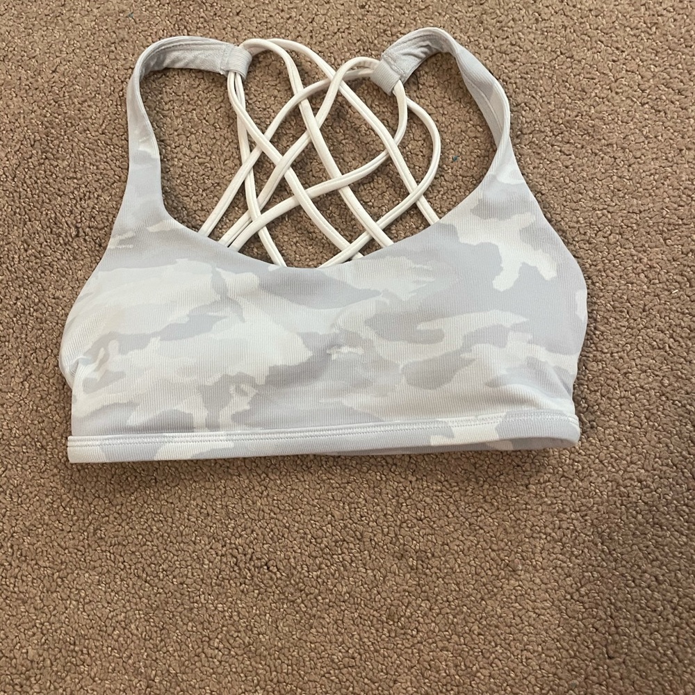 lululemon free to be bra size 2